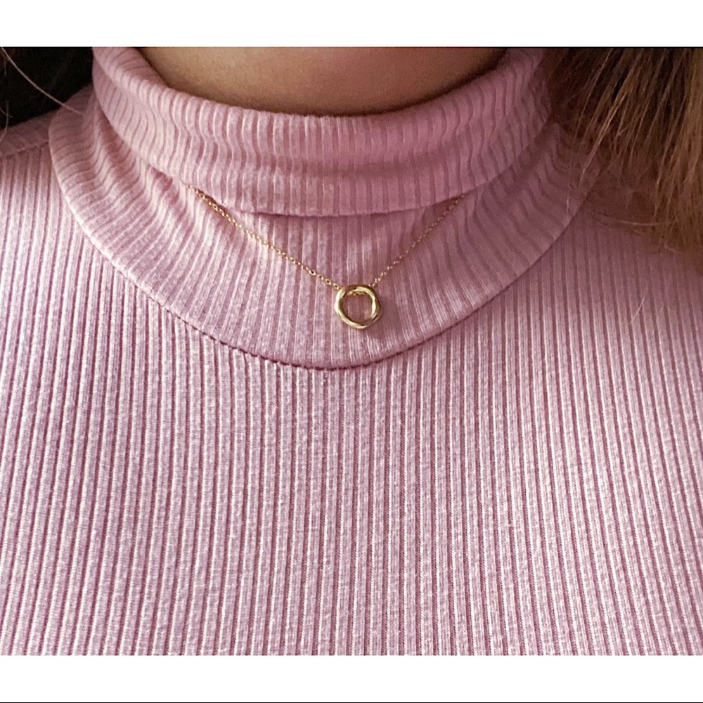 💜18k Gold plated minimalistic style pendant